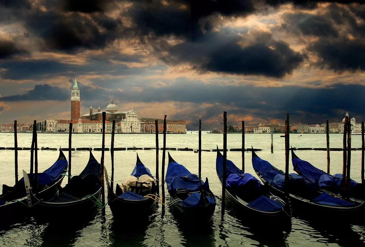 Vous visitez Venise ? Tout savoir sur les gondoles !