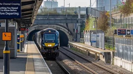 Traversée tunnel sous la Manche : tout ce qu'il faut savoir avant de partir